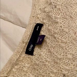 Cream colored knitted Gap sleeveless vest